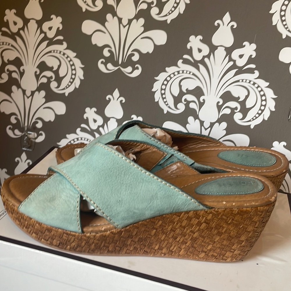 Fossil, wedge, heel sandals. Suede wirh woven type heel. Comfy.  Boho. Festival
